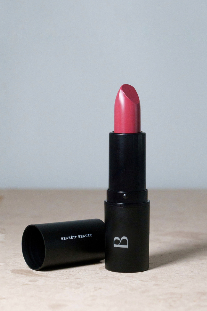natural lipstick with creme and satin matte finish moisturing