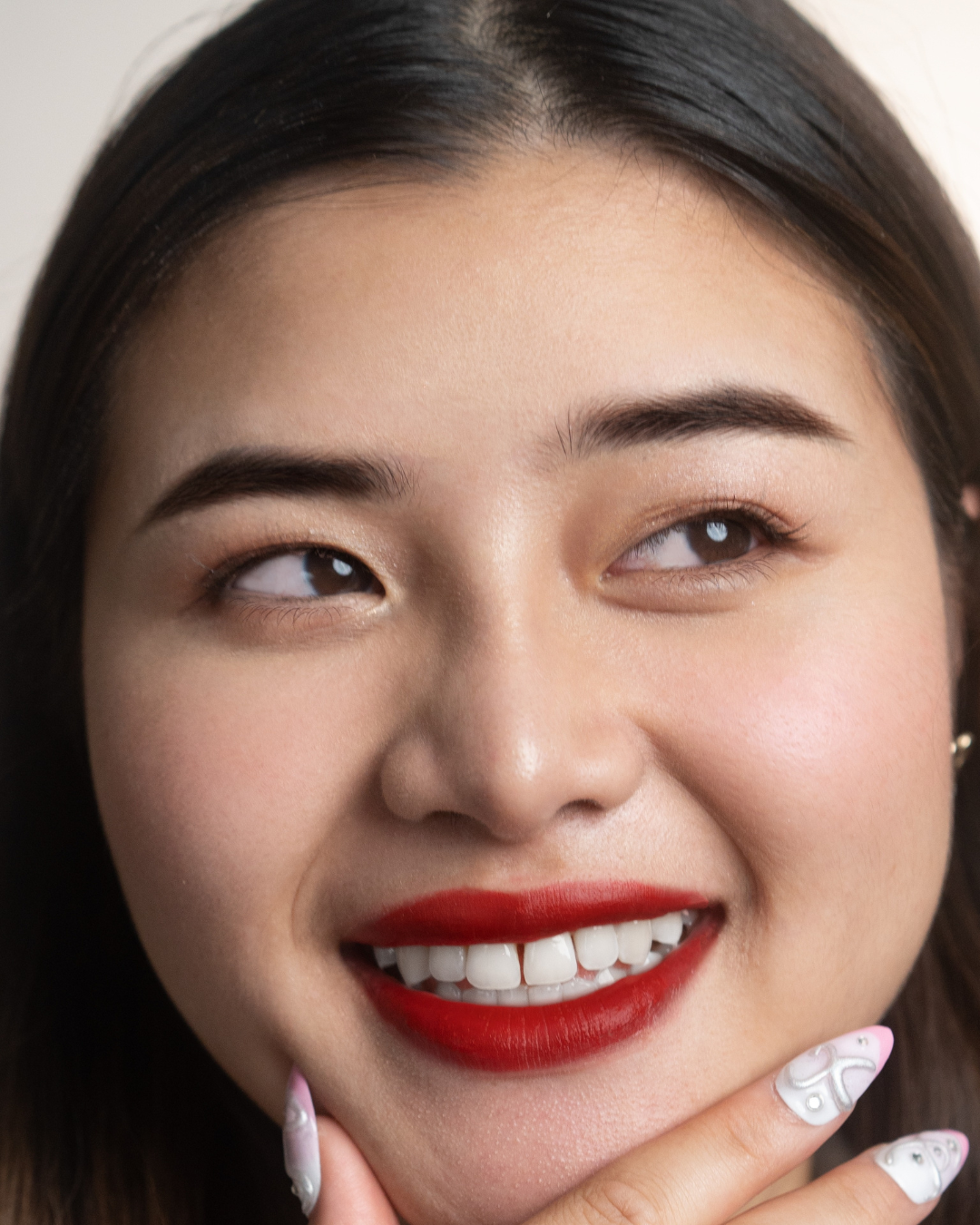natural lipstick with creme and satin matte finish moisturing asian girl