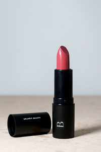 natural lipstick with creme and satin matte finish moisturing